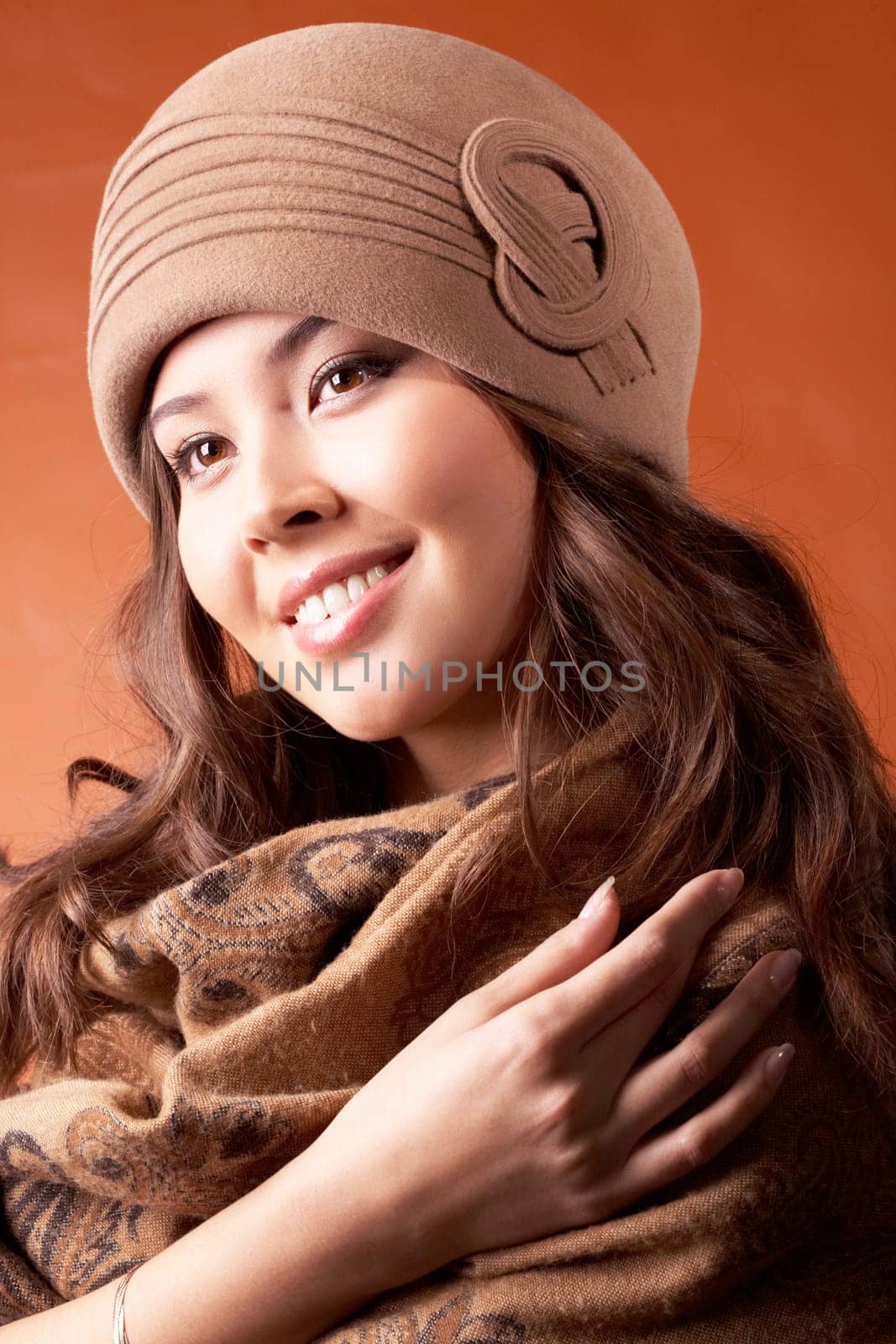 Portrait of enjoying woman in autumn clothes