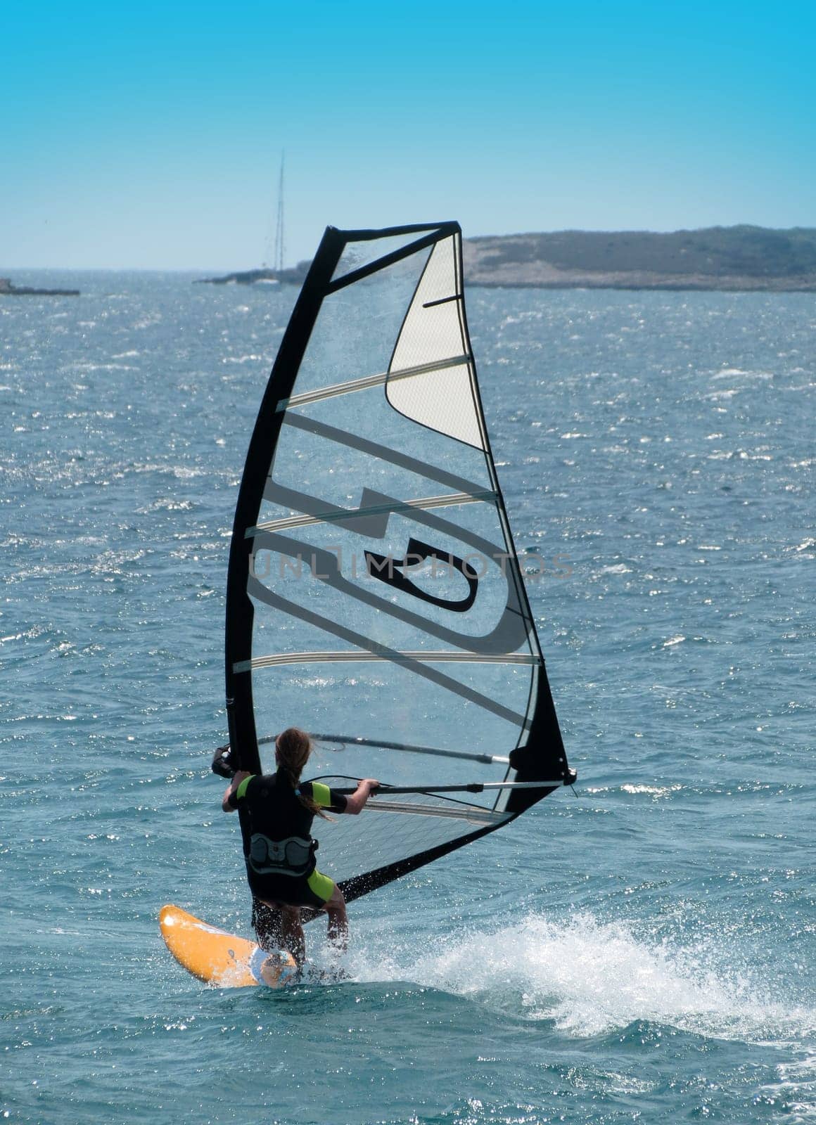 windsurf