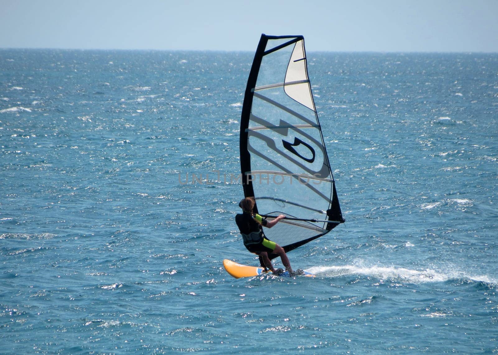windsurf