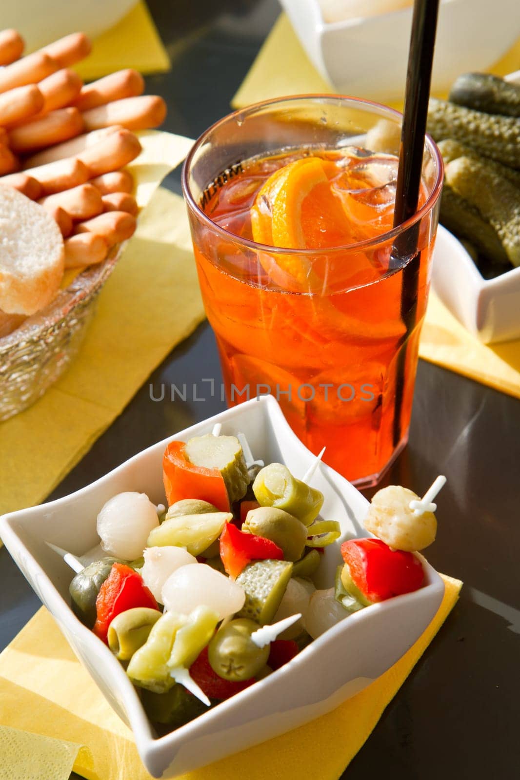 Long-drink with orange slices