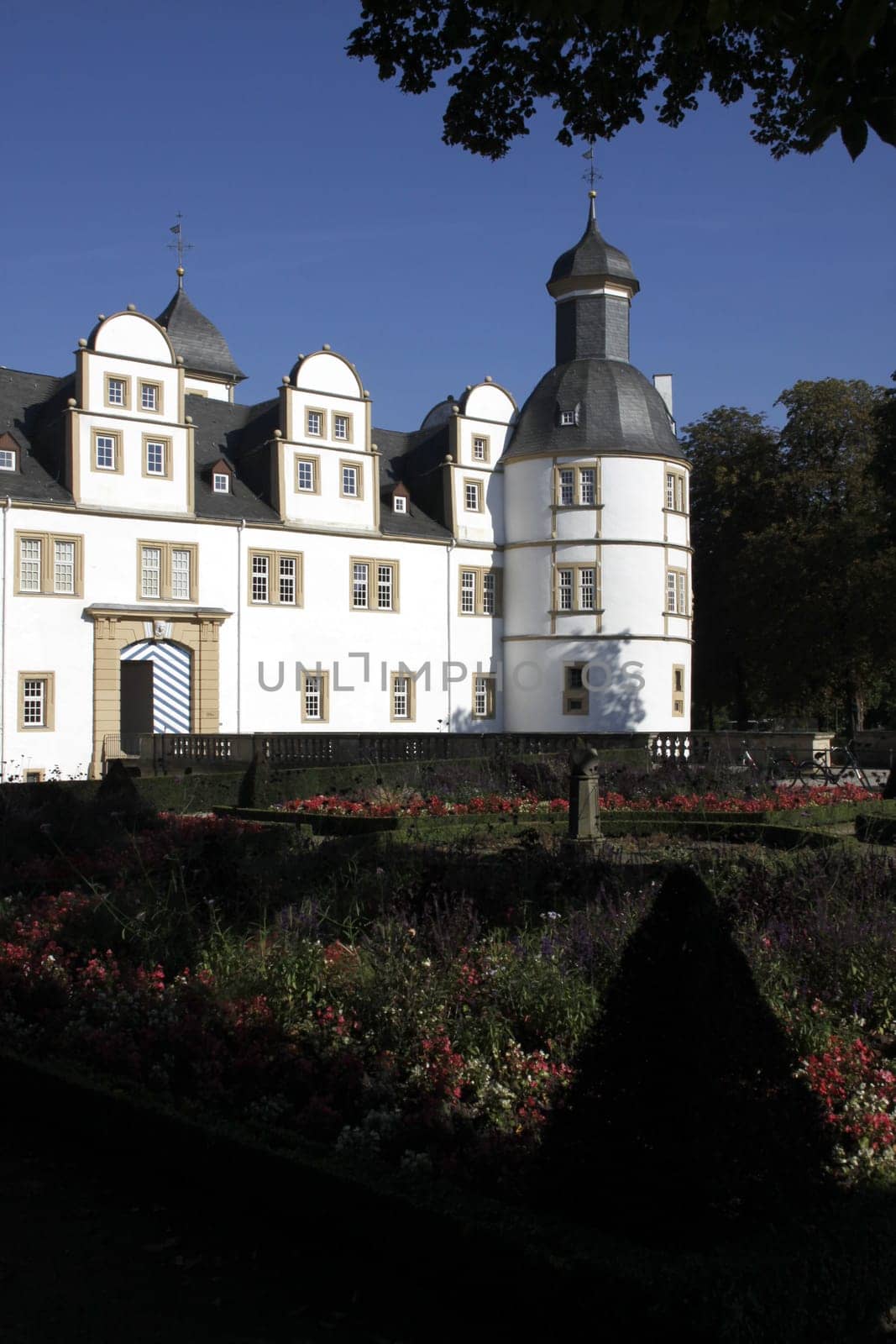 Schloss Neuhaus (Paderborn)