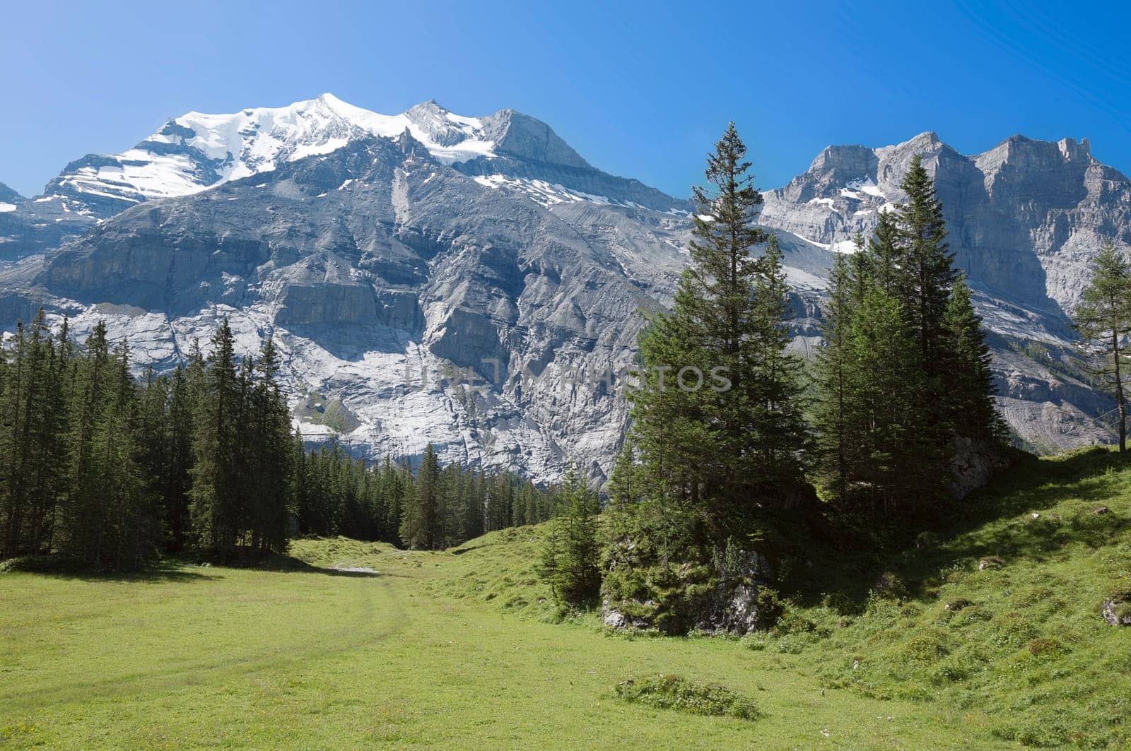 On the way to Lake Oeschinen