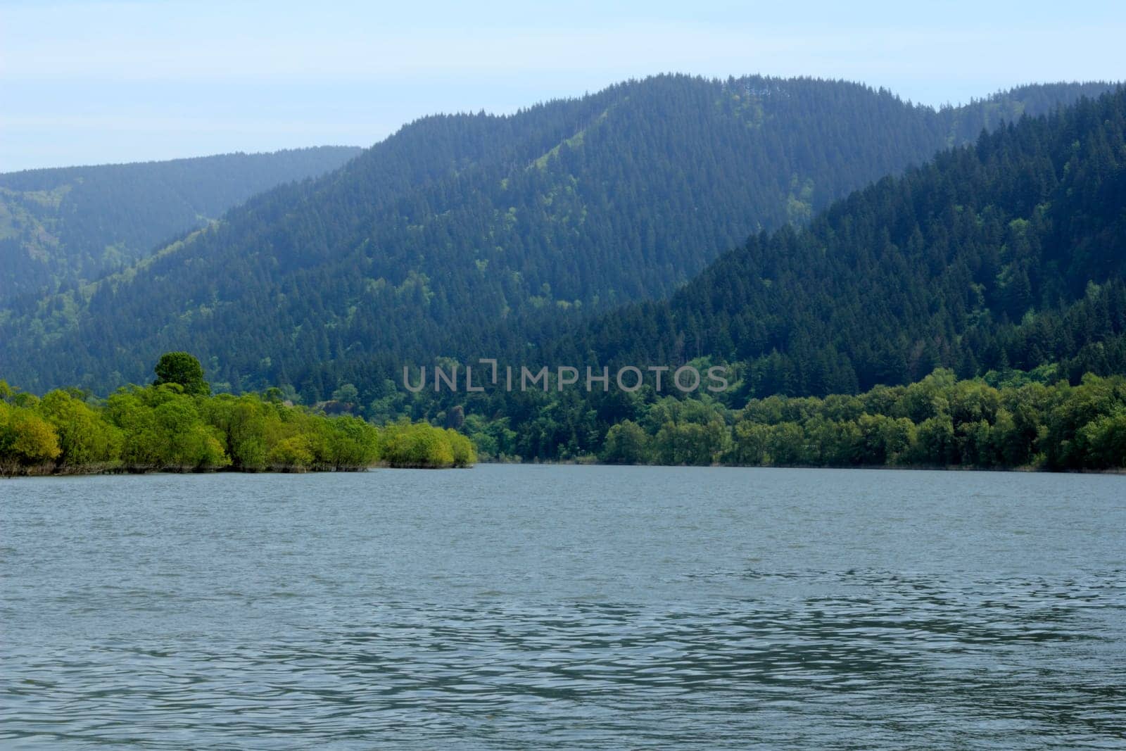 Peaceful and sunny spring day along the Columbia River Gorge in Oregon.