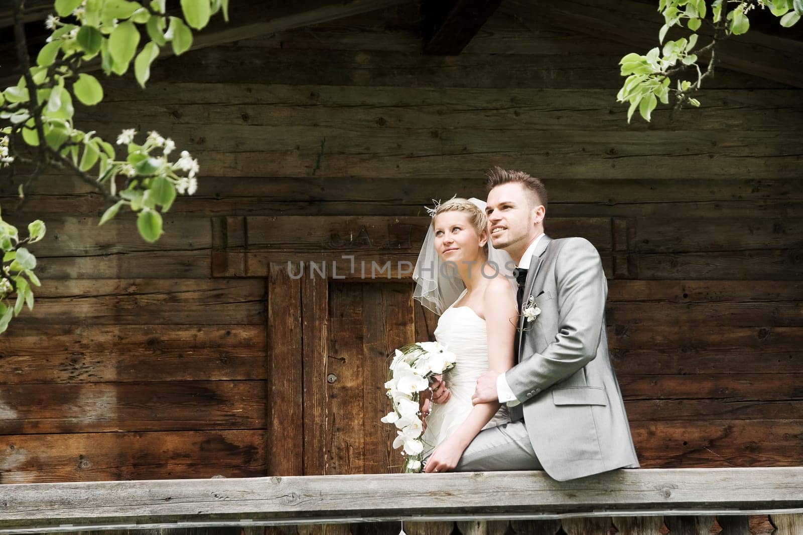 Pretty bride and groom celebrate their wedding