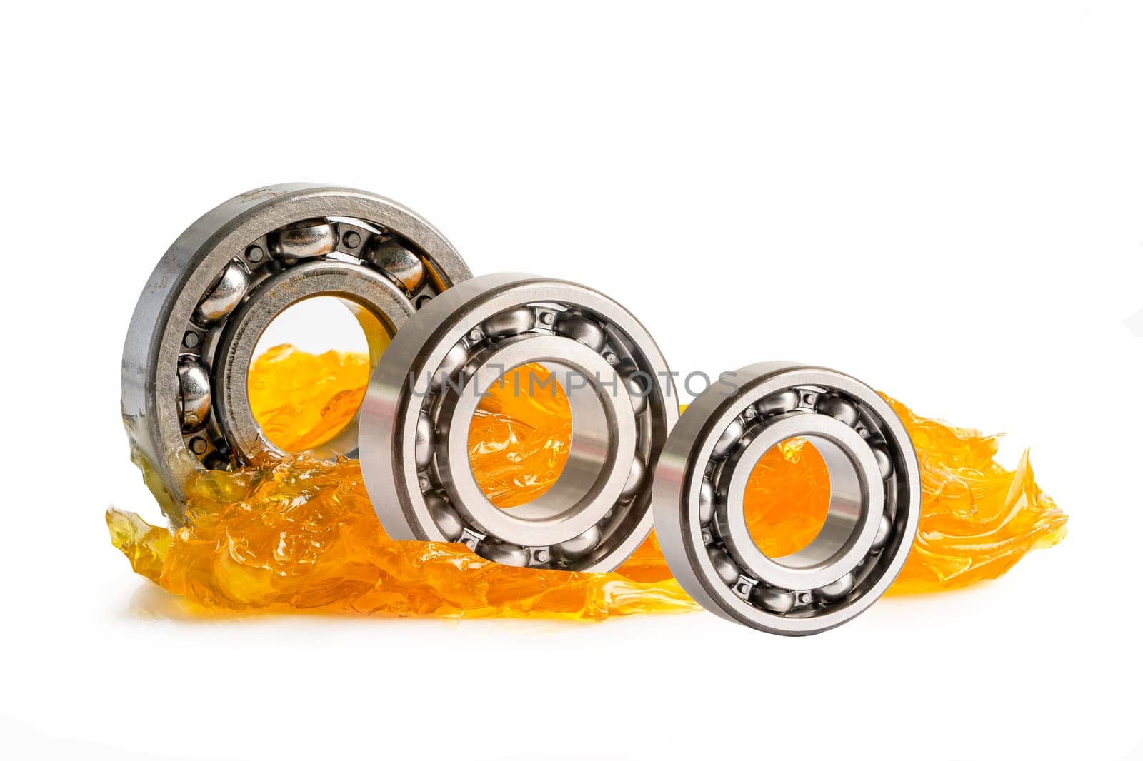 Ball bearing stainless with grease lithium machinery lubrication for automotive and industrial. by pamai