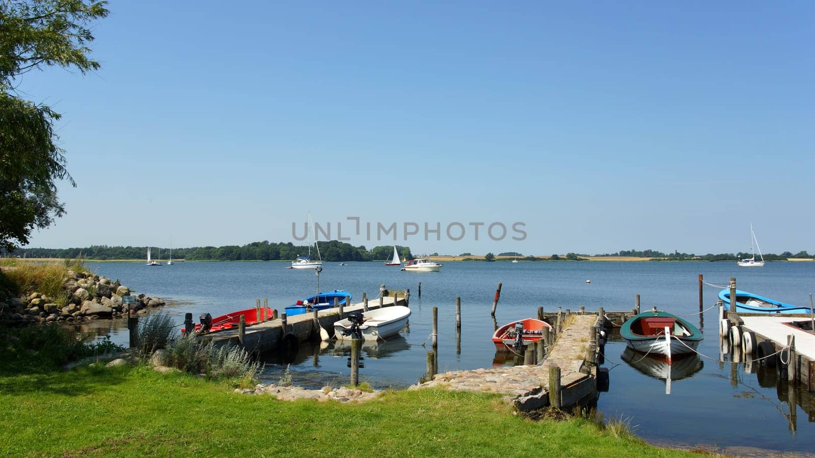 View over the Wormshoft Noor