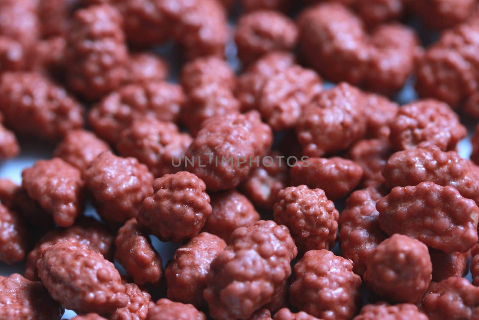 roasted sugary peanuts