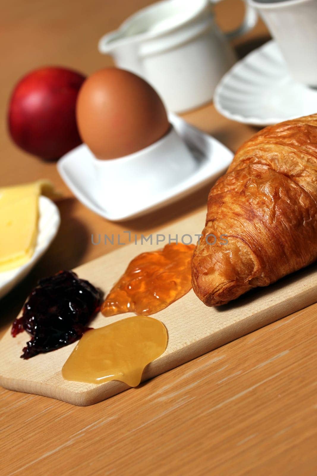 breakfast table