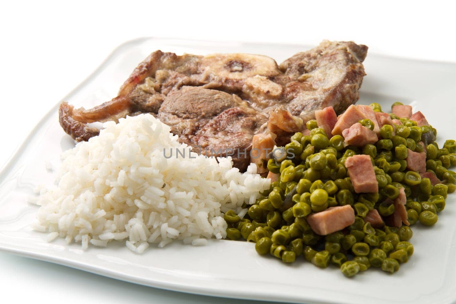marrowbone with peas