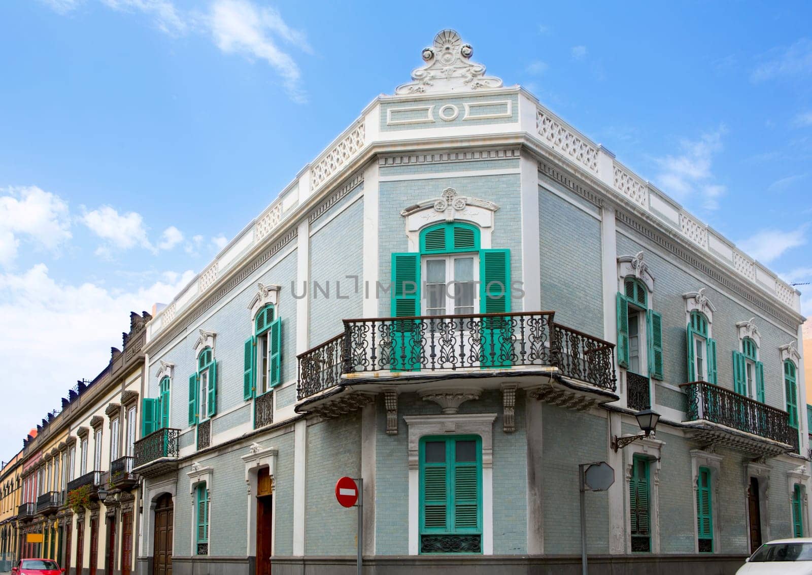 Las Palmas de Gran Canaria Vegueta colonial house facades Spain