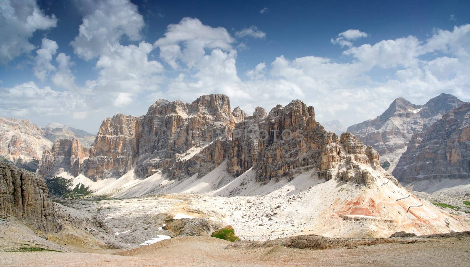 Dolomites, Lagazuio Gran and Le Tofane and neighbourhood