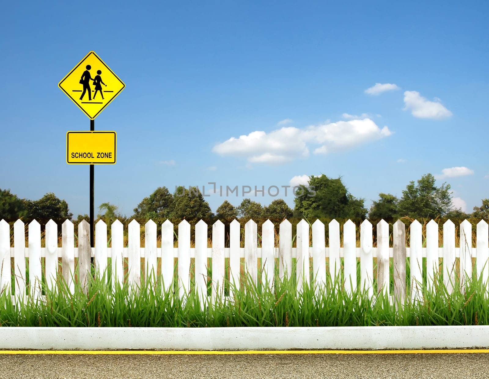 school sign zone