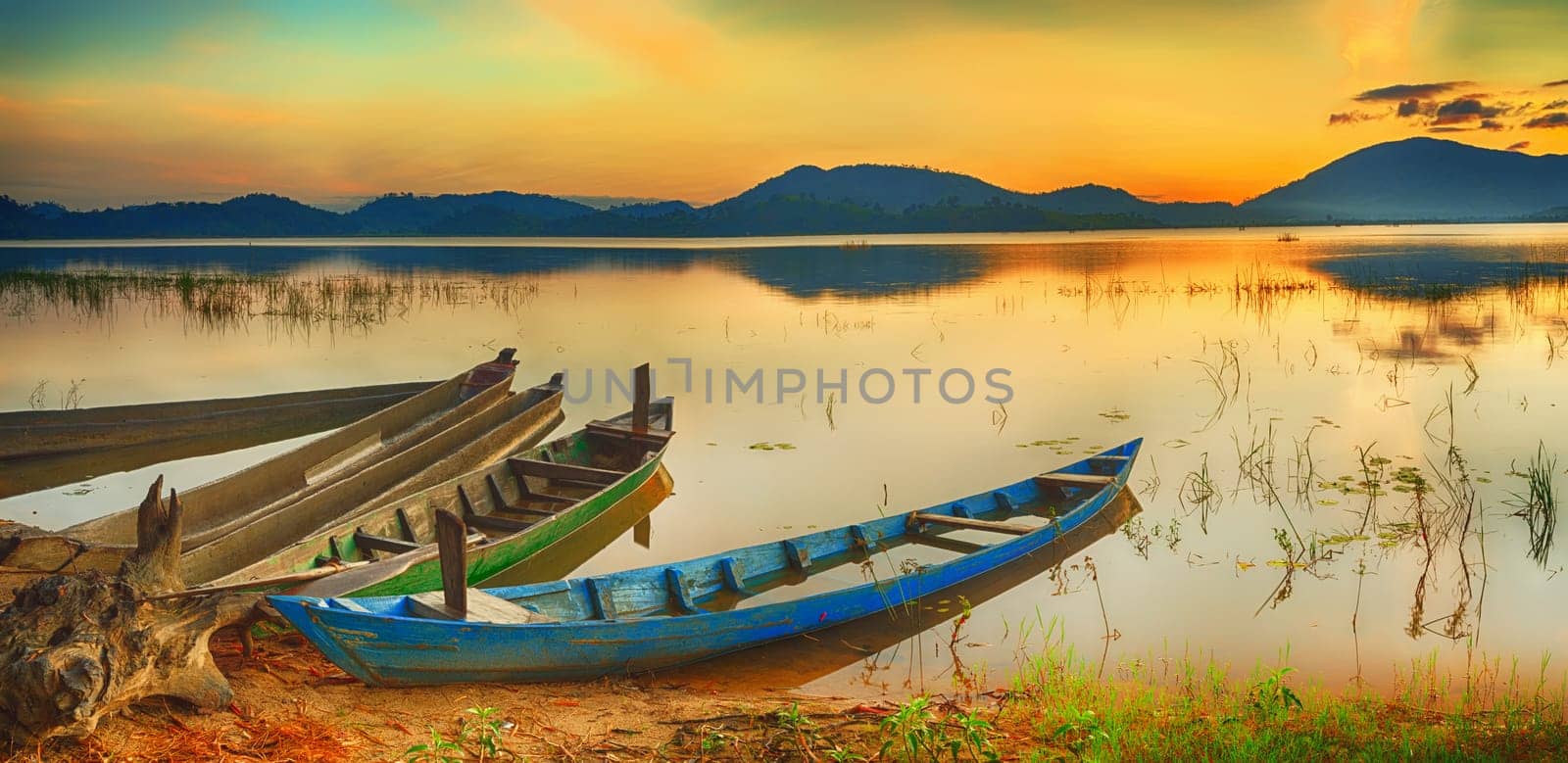 Panorama of a Lak lake at sunrise