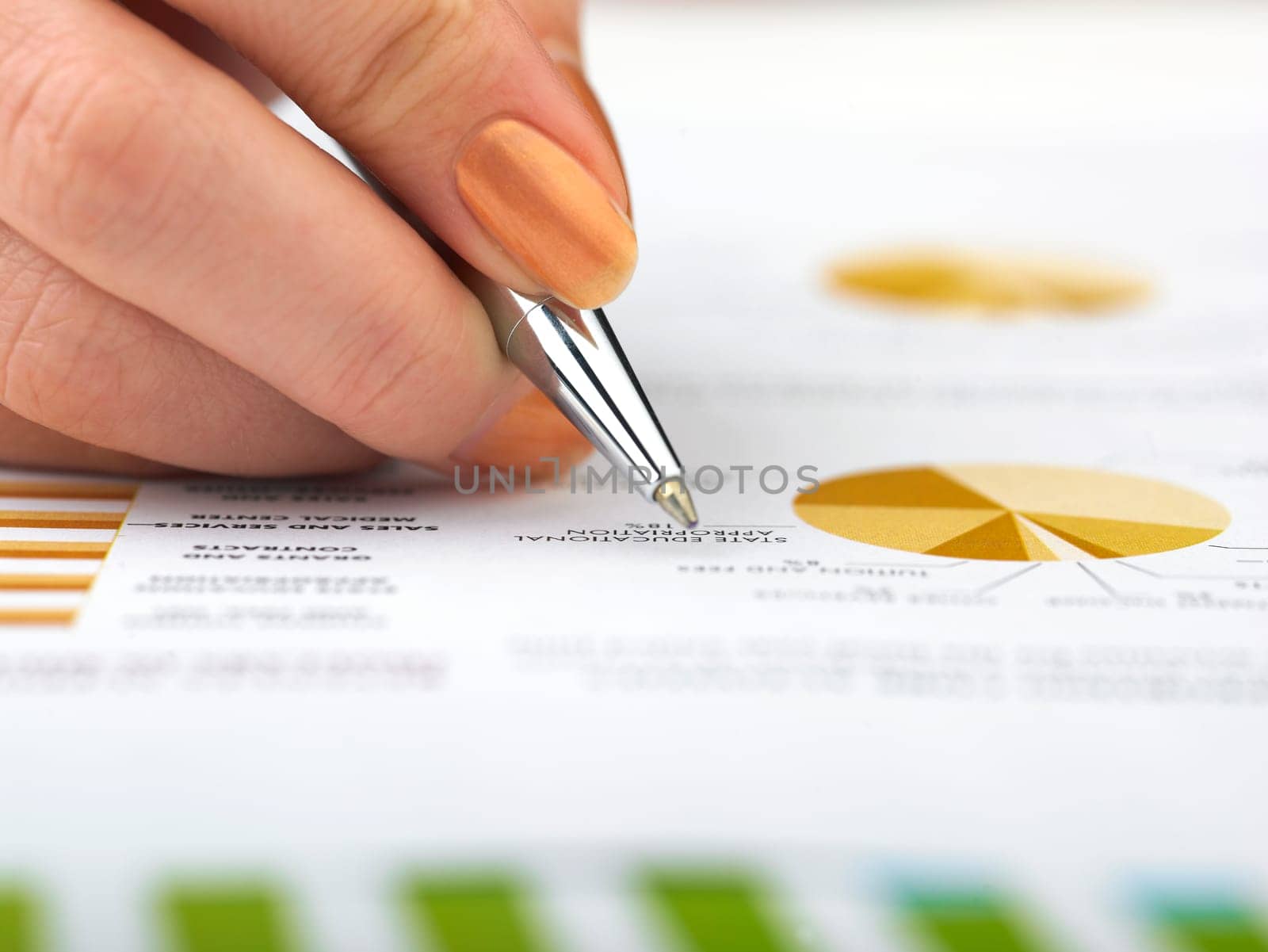 Market Analyze - pen and calculator on papers