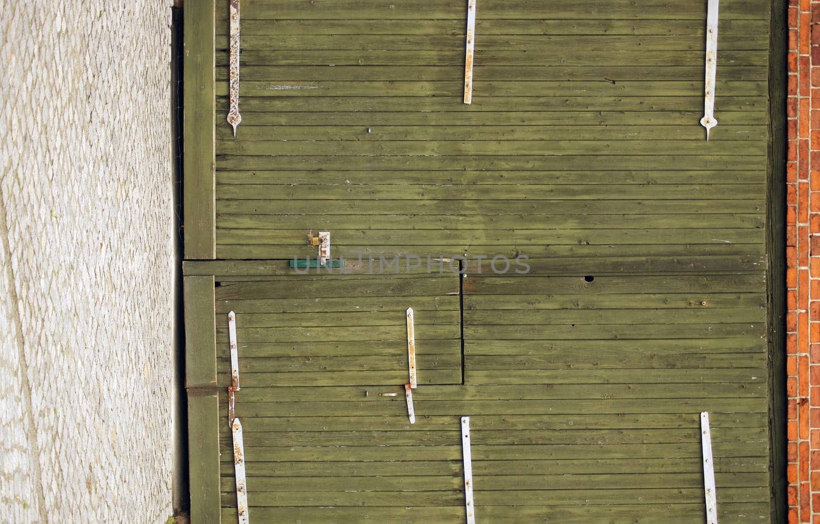 The photograph of a barn door.