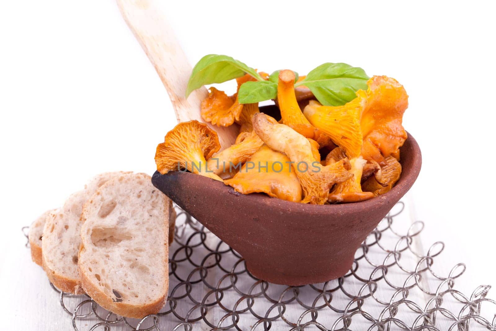 Chanterelles in a bowl