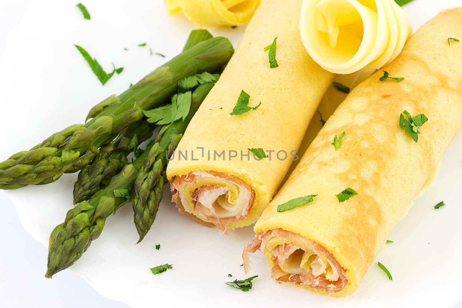 crepes with asparagus