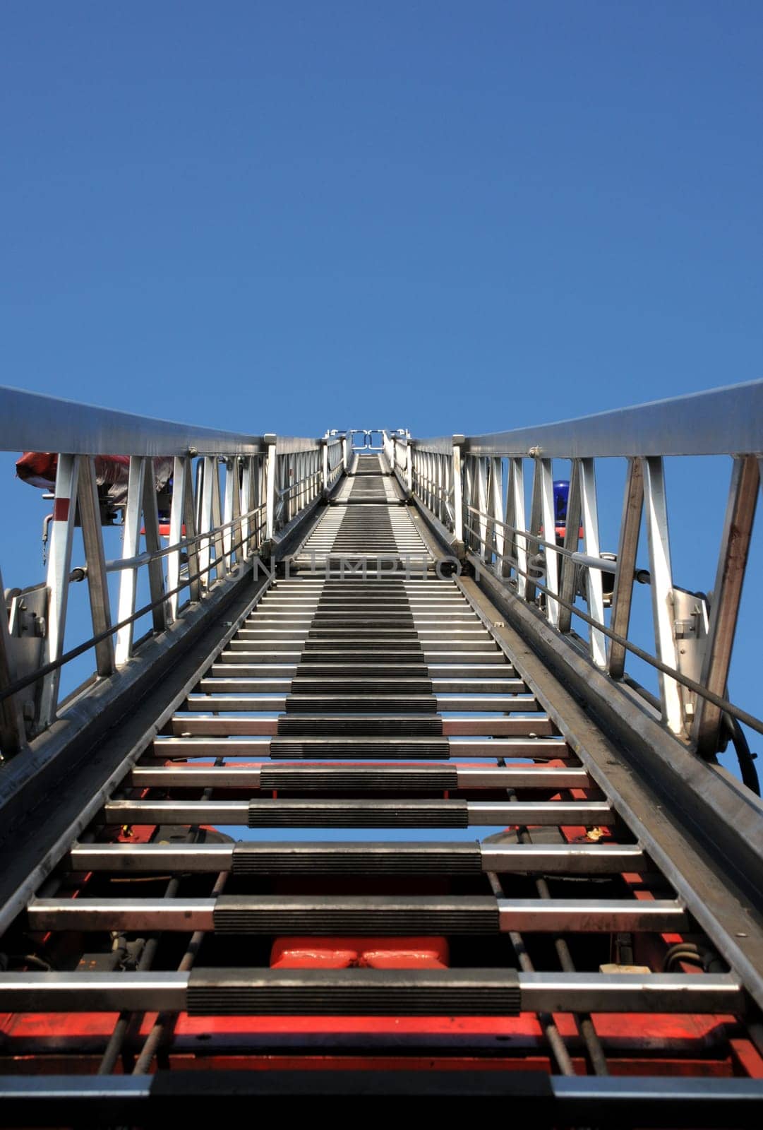 Turntable ladder