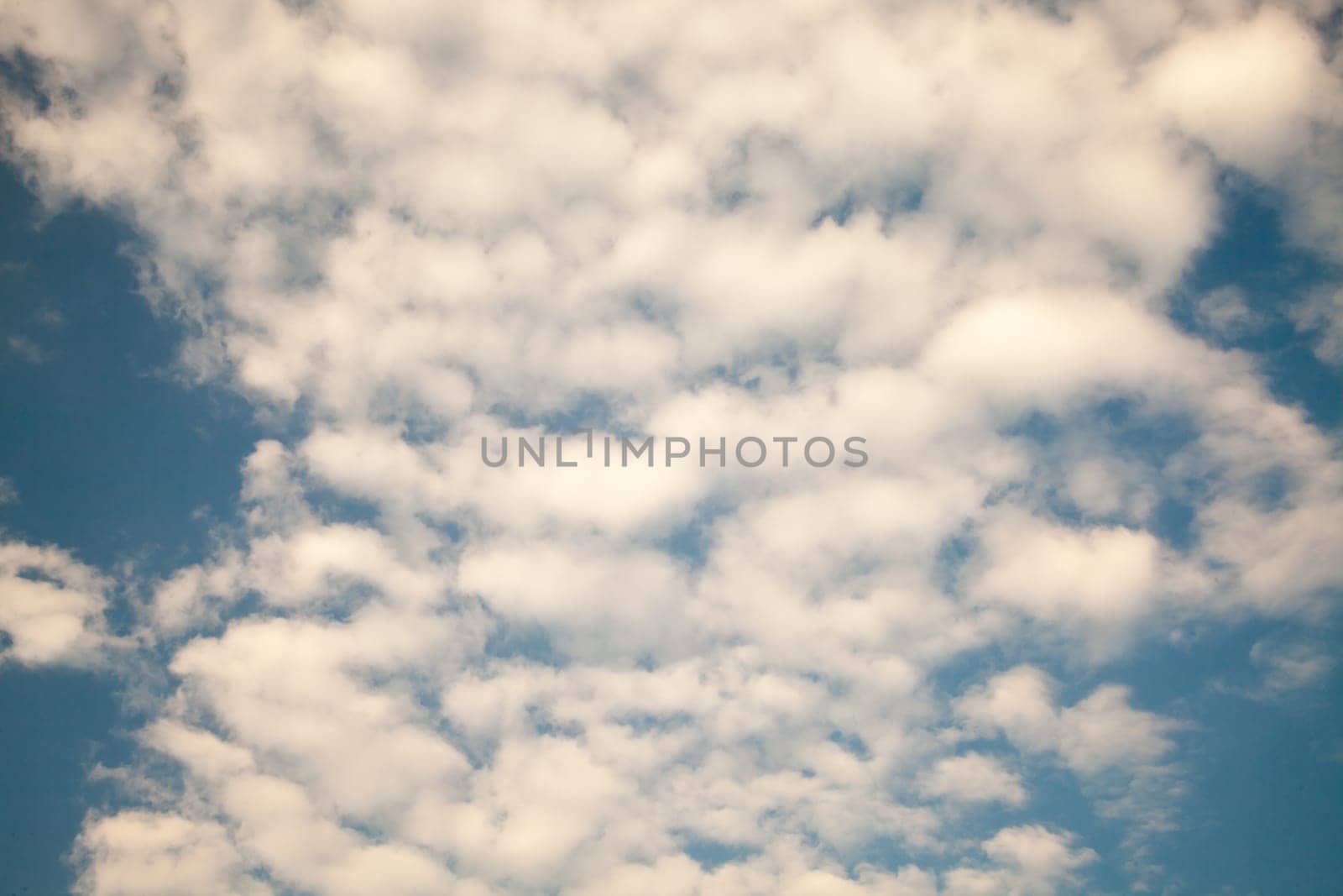 air, backdrop, background, beautiful, beauty, blue, bright, brightly, climate, cloud, cloudscape, color, cumulus, day, descriptive, environment, fluffy, freedom, heaven, high, idyllic, light, meteorology, nature, open, outdoors, ozone, pattern, perfectio