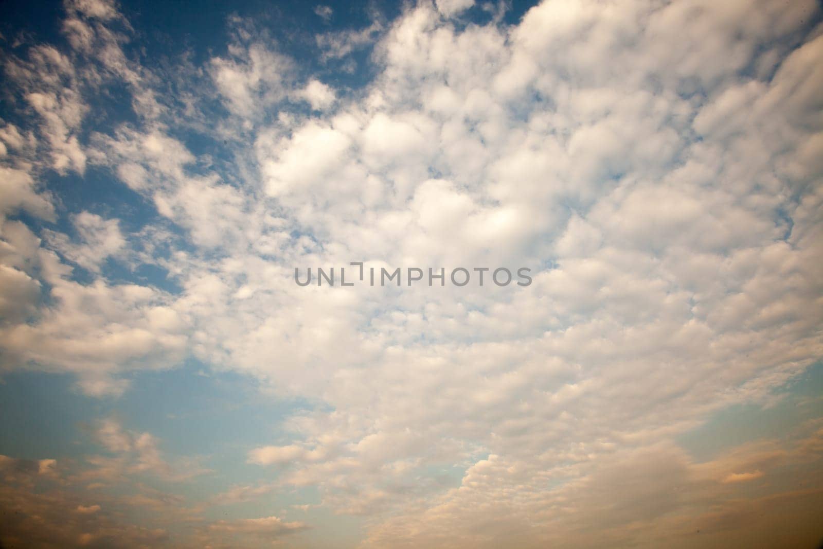 air, backdrop, background, beautiful, beauty, blue, bright, brightly, climate, cloud, cloudscape, color, cumulus, day, descriptive, environment, fluffy, freedom, heaven, high, idyllic, light, meteorology, nature, open, outdoors, ozone, pattern, perfectio