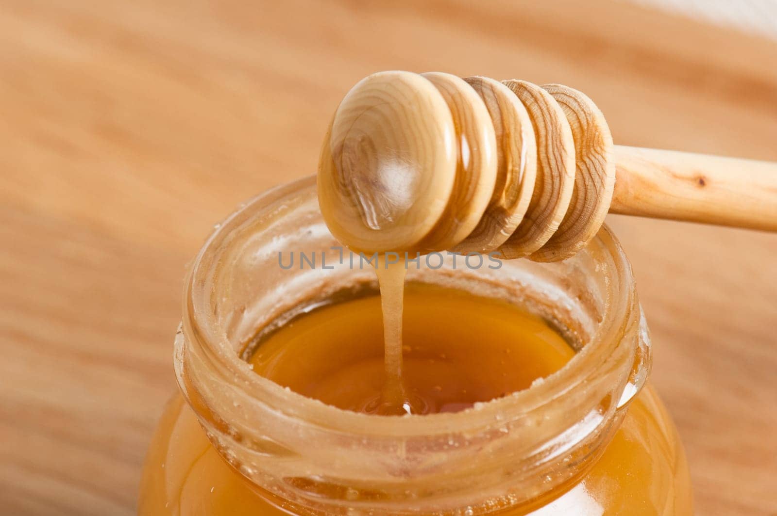 fresh gold honey dipper
