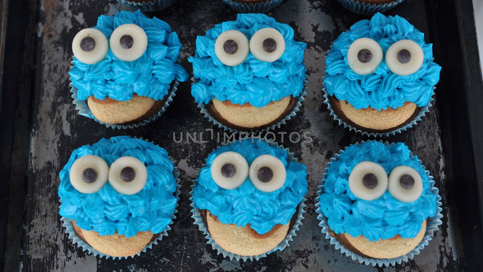 Monster Cupcake