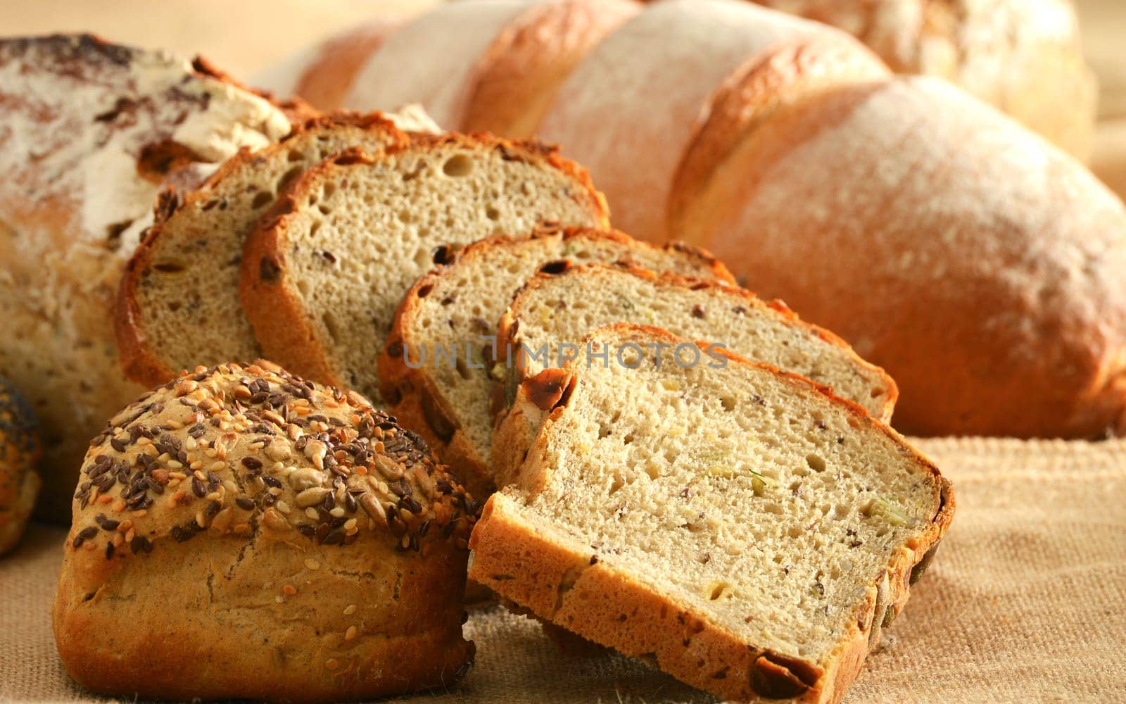 Composition with bread and rolls