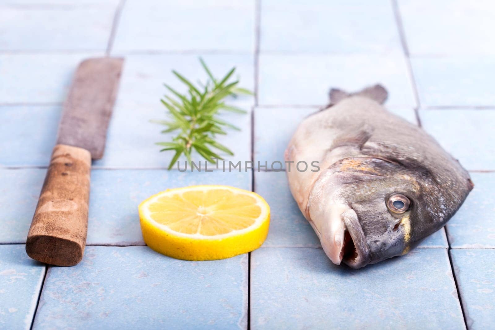 Sea bream royal