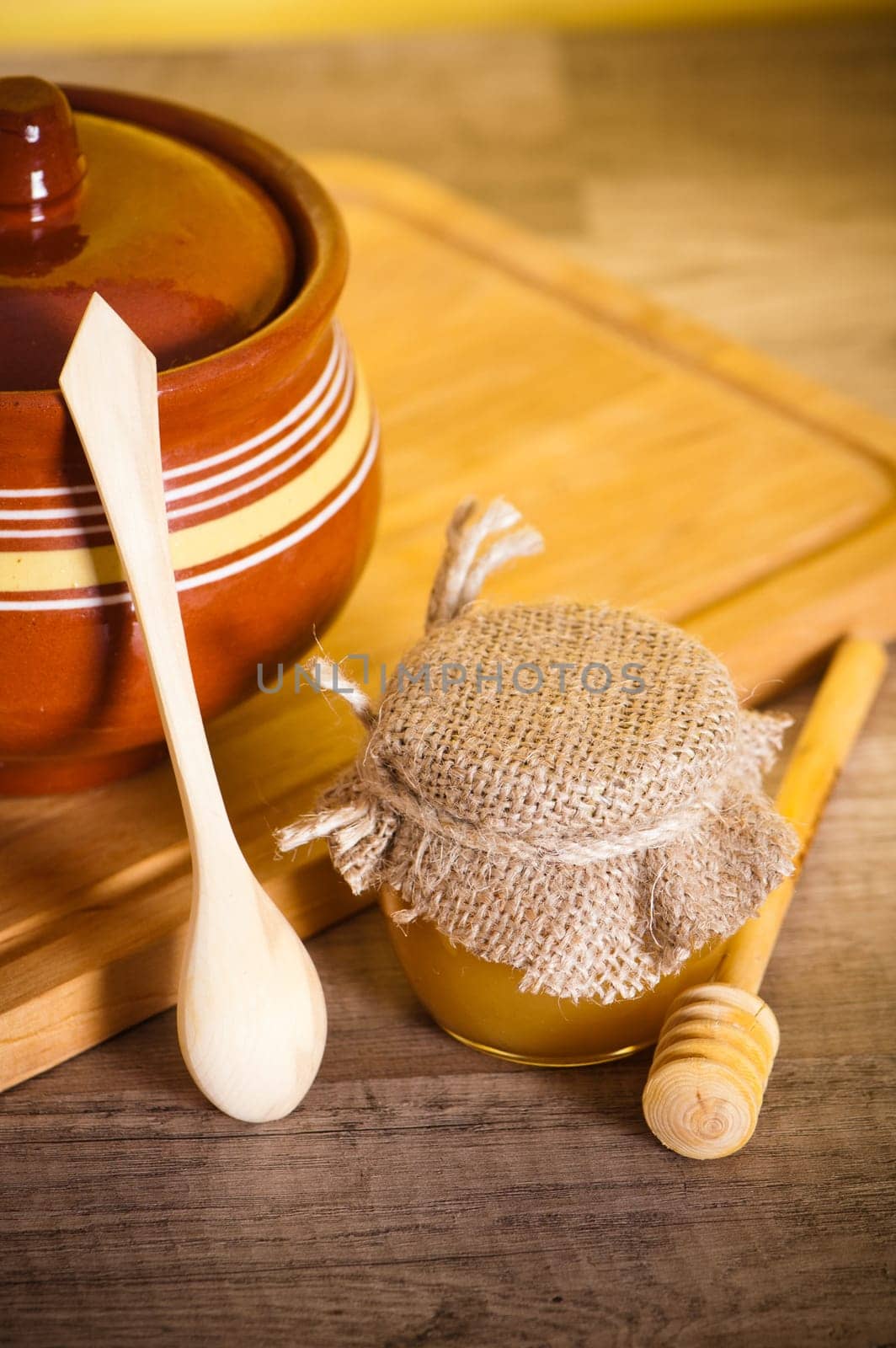 jar of honey, Close up
