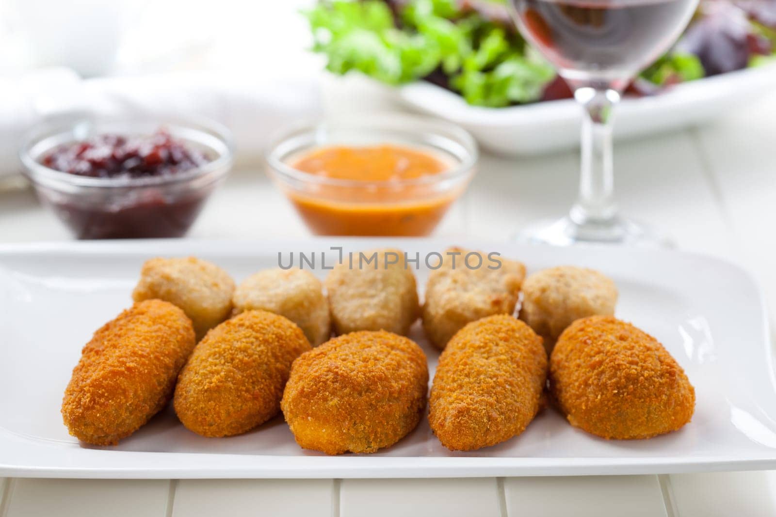 Cheese sticks - mozzarella and chilli pepper with chutney sauce