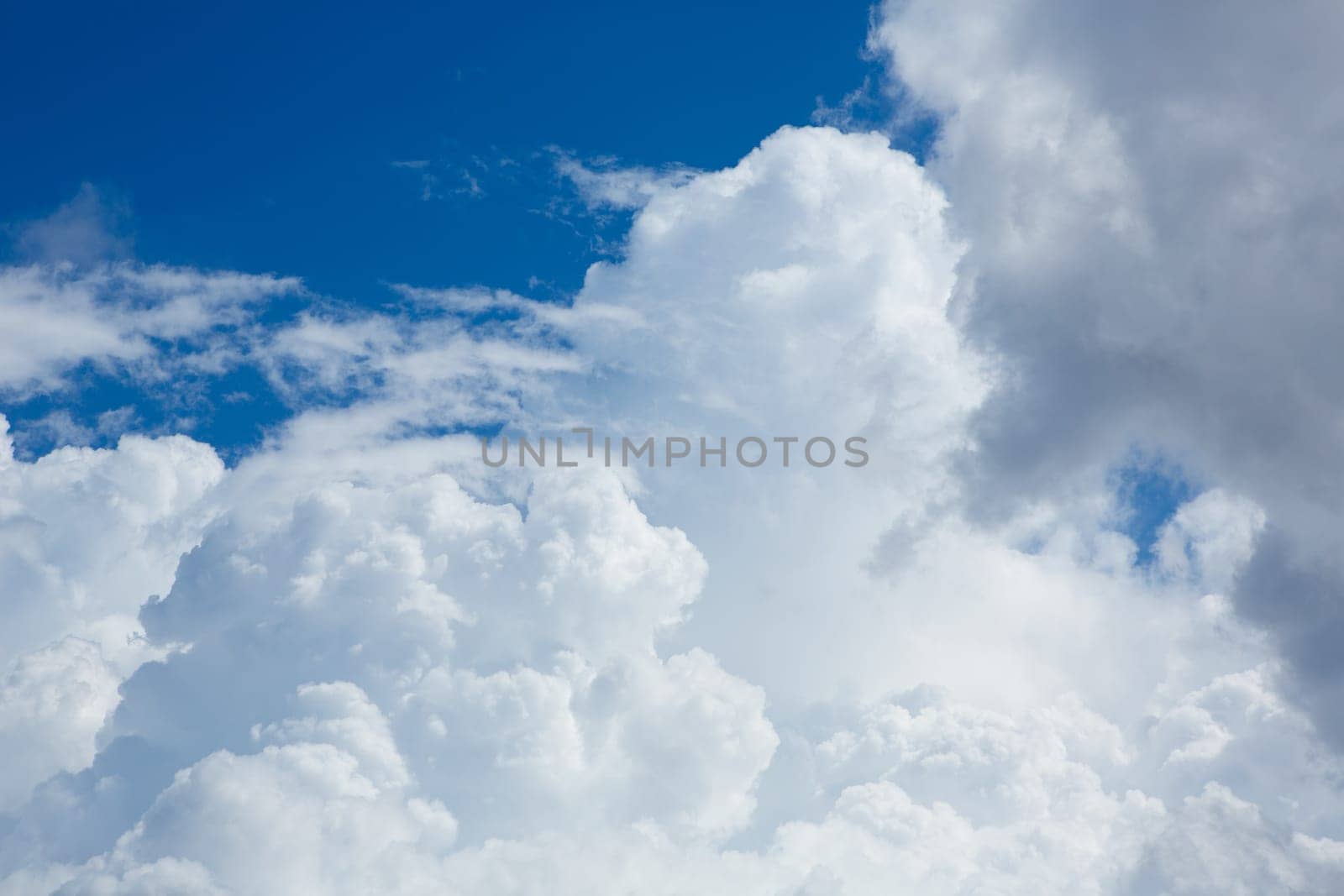 cumulus perfect sky with deep blue background