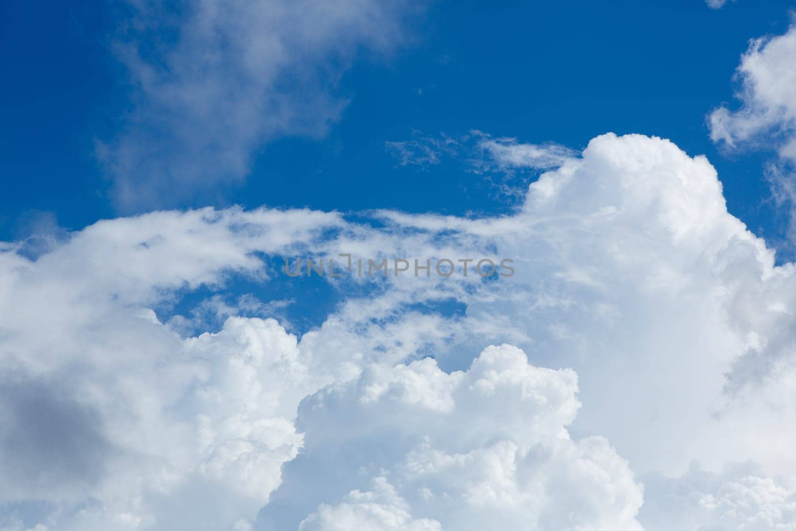 cumulus perfect sky with deep blue background