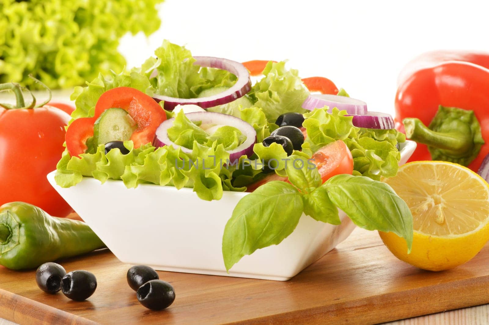 Composition with vegetable salad bowl