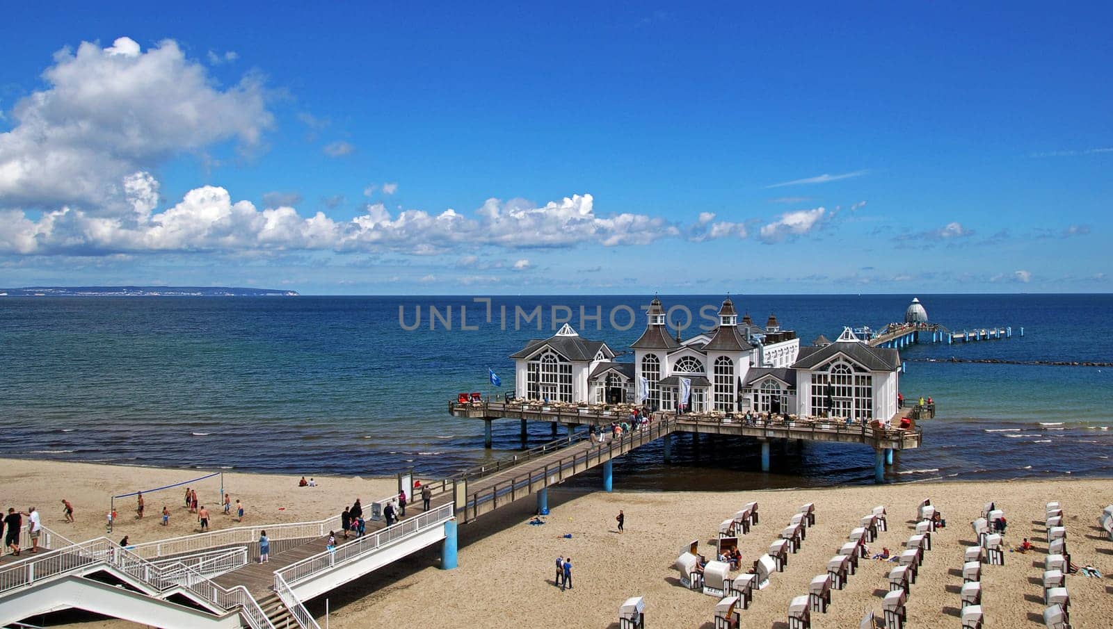 Seebrücke Sellin Rügen Deutschland / Pier Sellin Rugia Germany