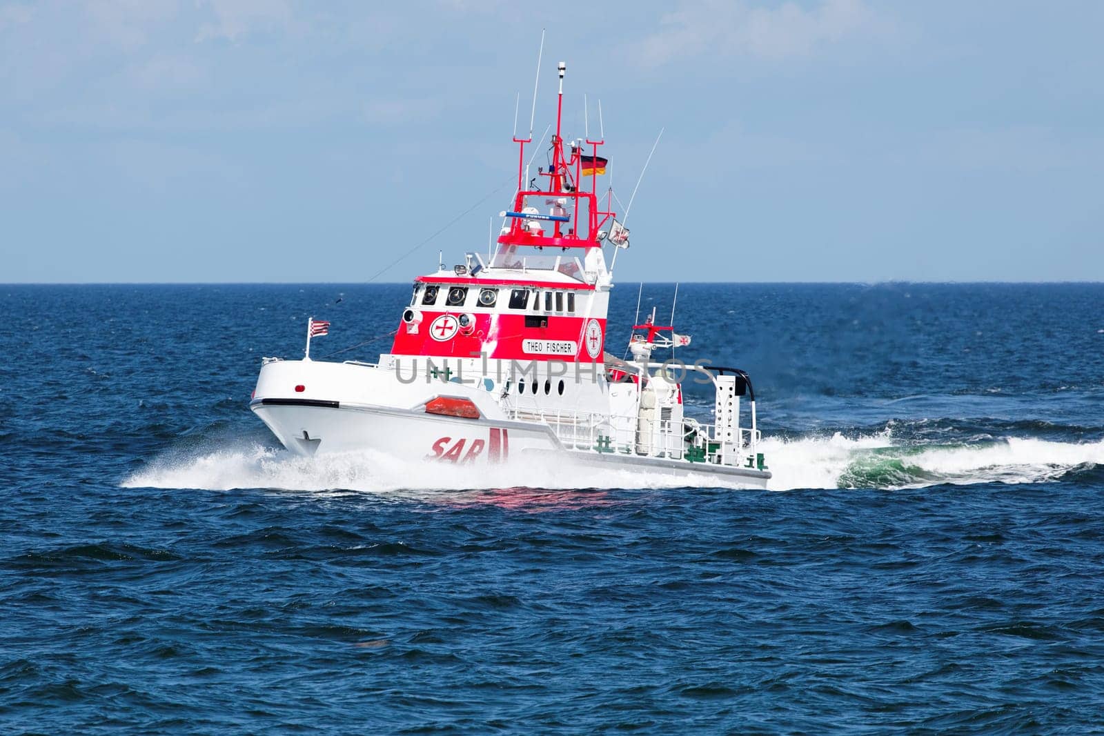 Rescue cruiser of the sea rescue