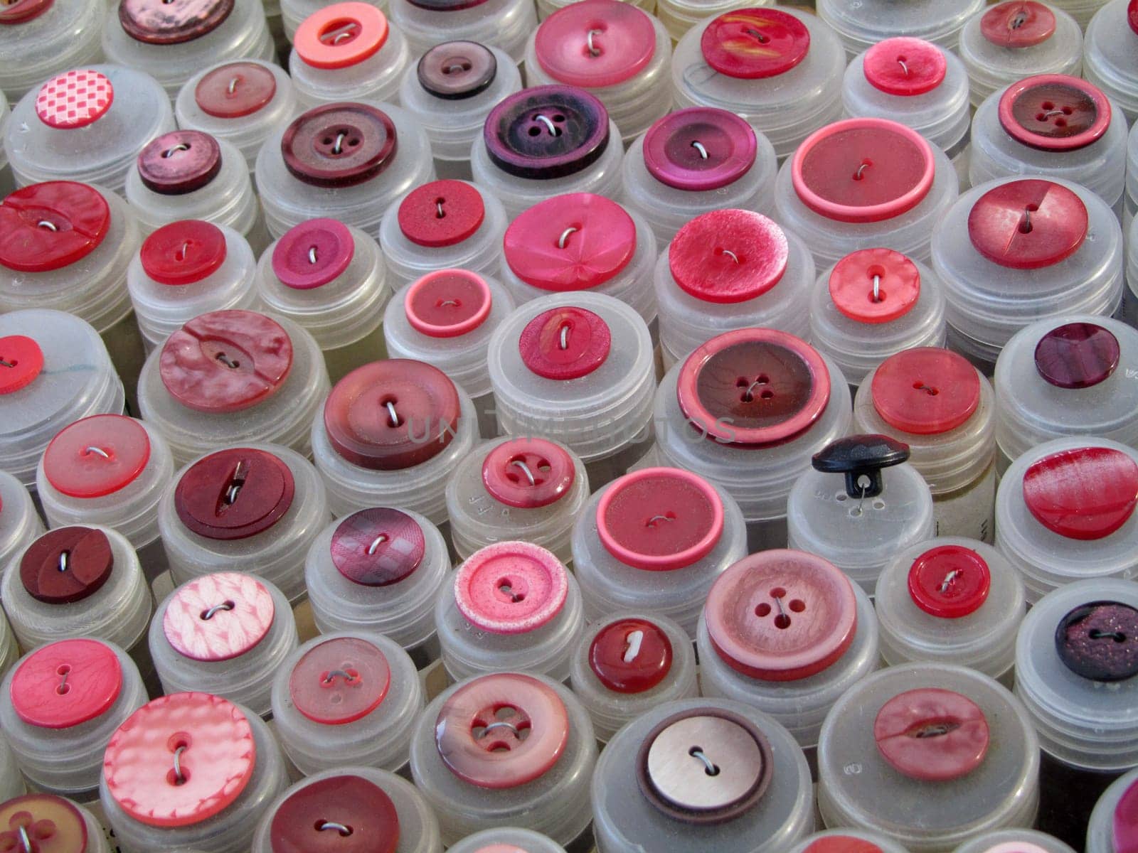 red buttons