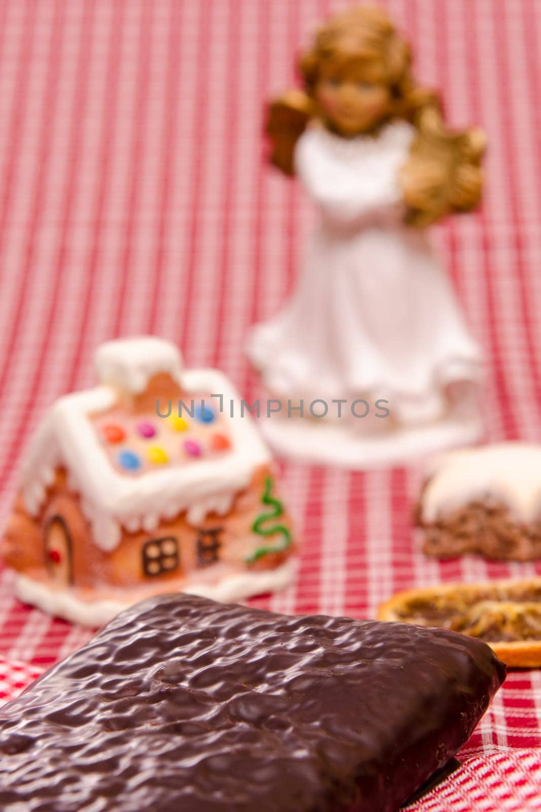 Nuremberg gingerbread with chocolate and an angel