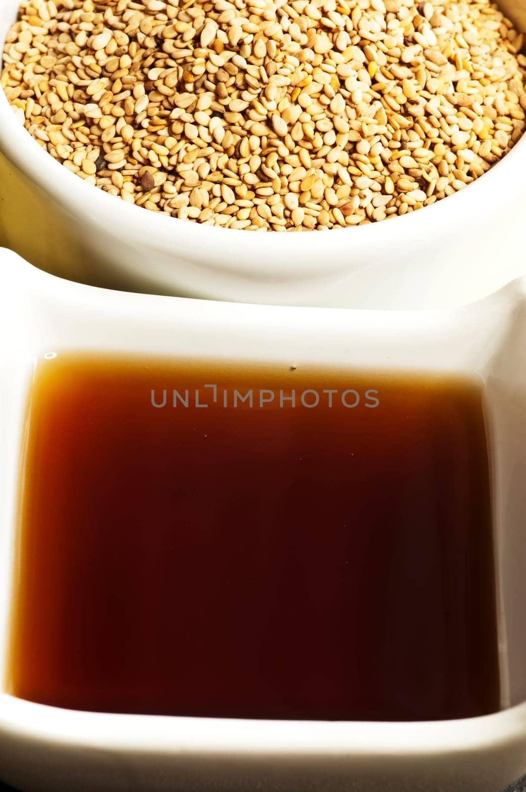 Sesame oil and sesame seeds