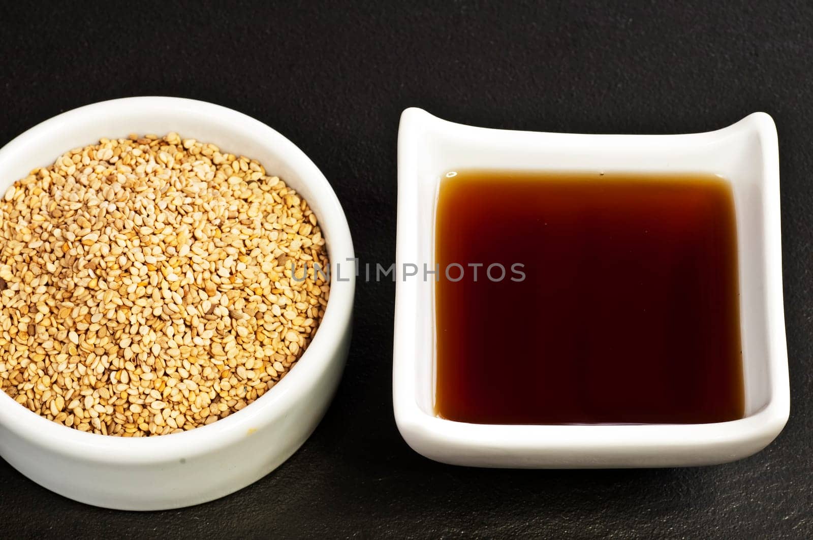 Sesame oil and sesame seeds