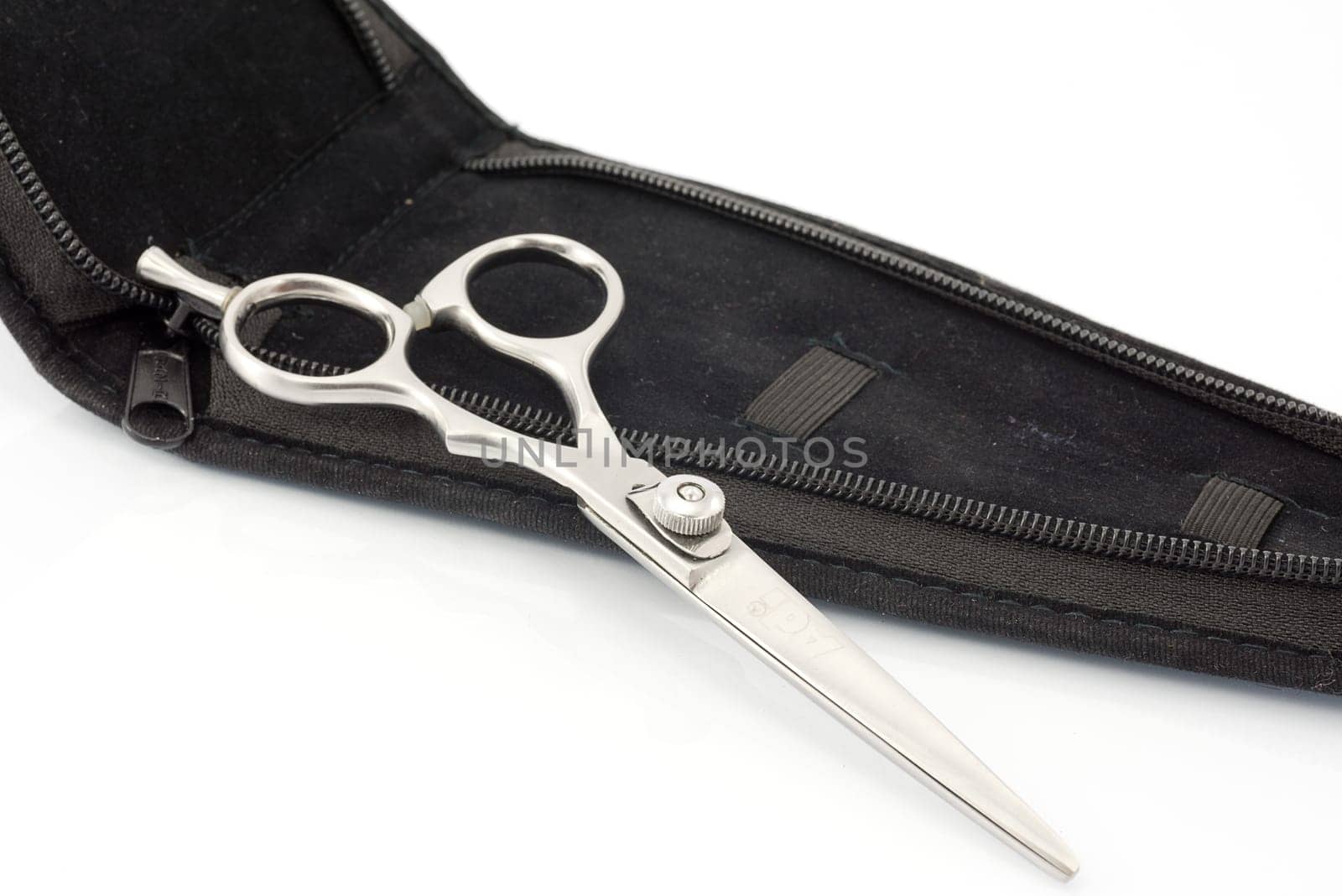 hairdressing tool