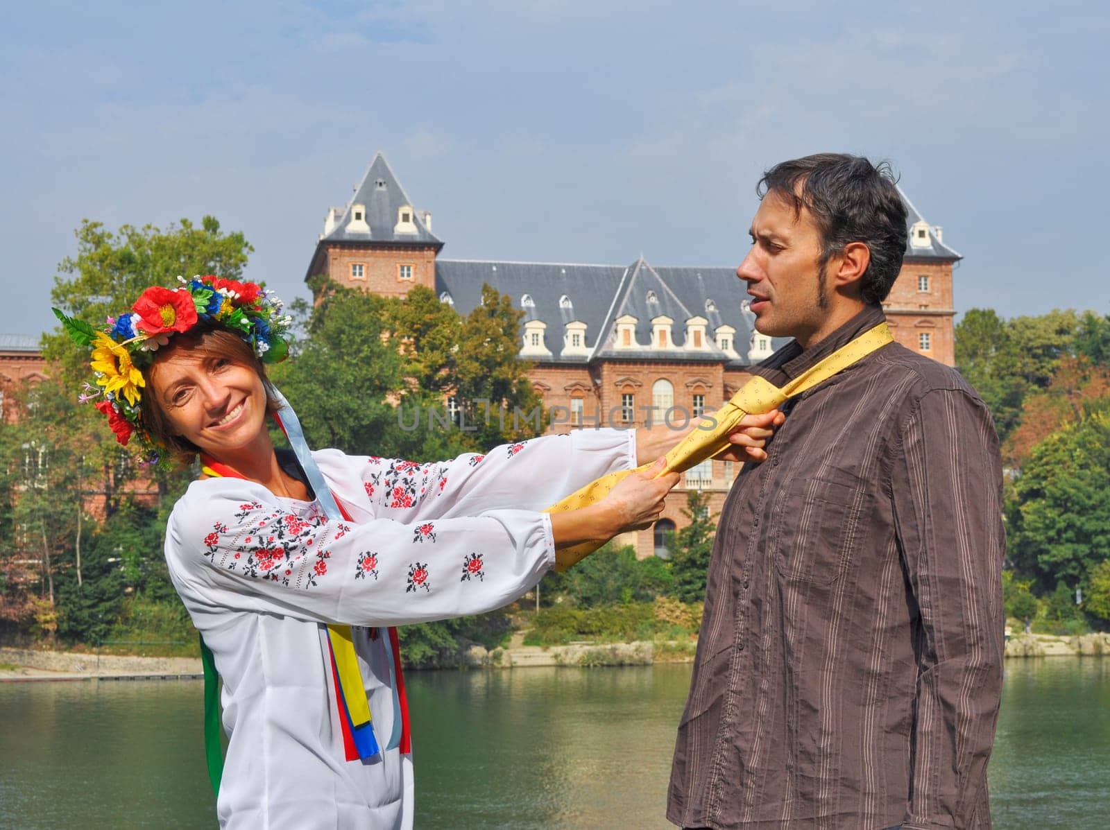 An happy couple in Turin, in wedding day