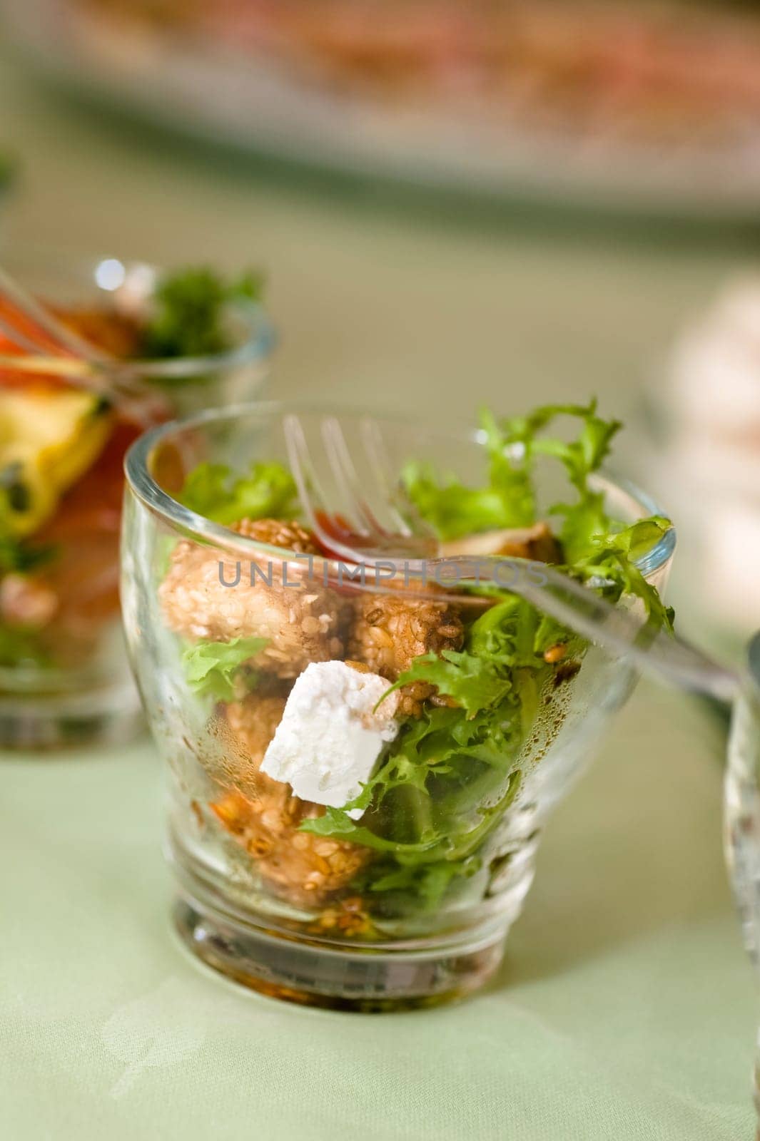 Sesame chicken with cheese and salad