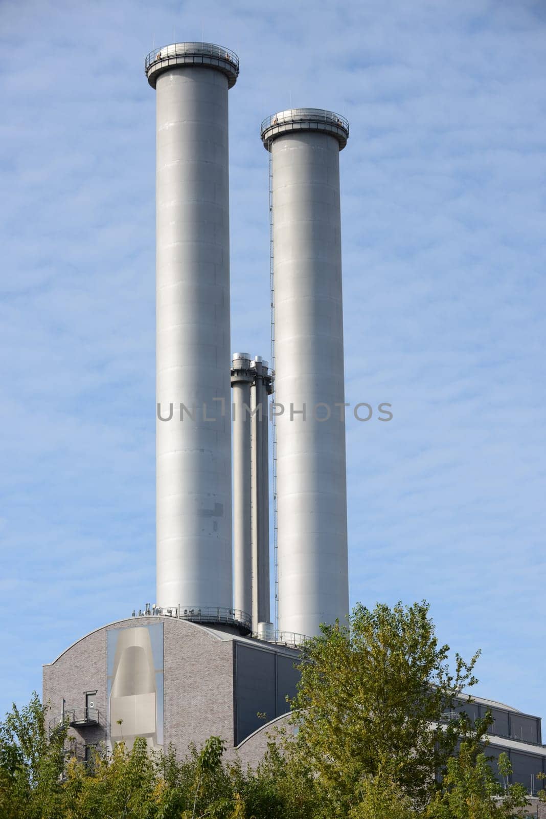 Combined heat and power station, in Berlin-Mitte at the river Spree, Germany.