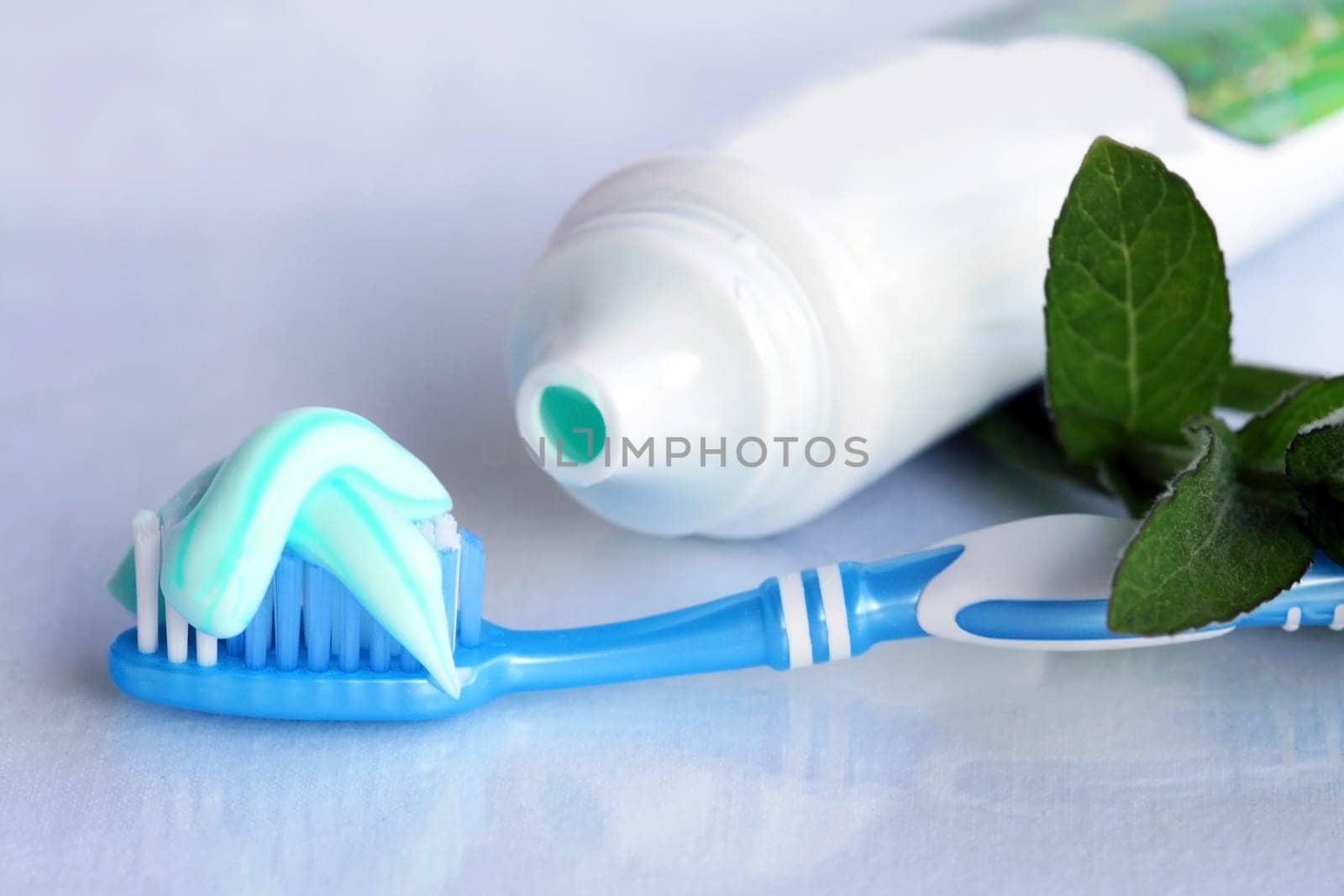 Beautiful and healthy teeth by brushing your teeth