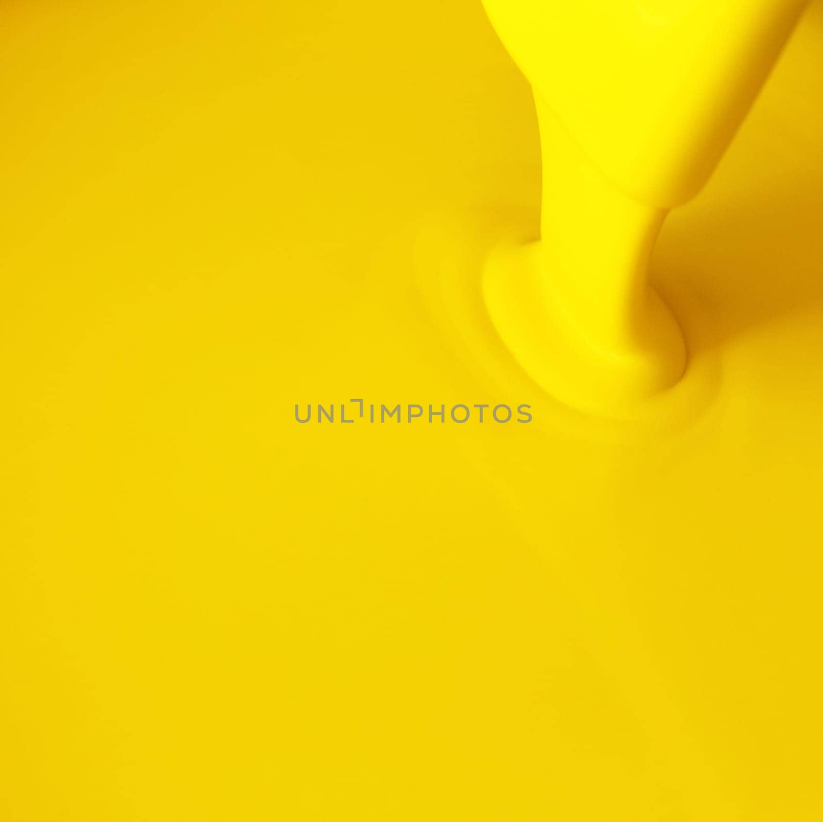 yellow paint