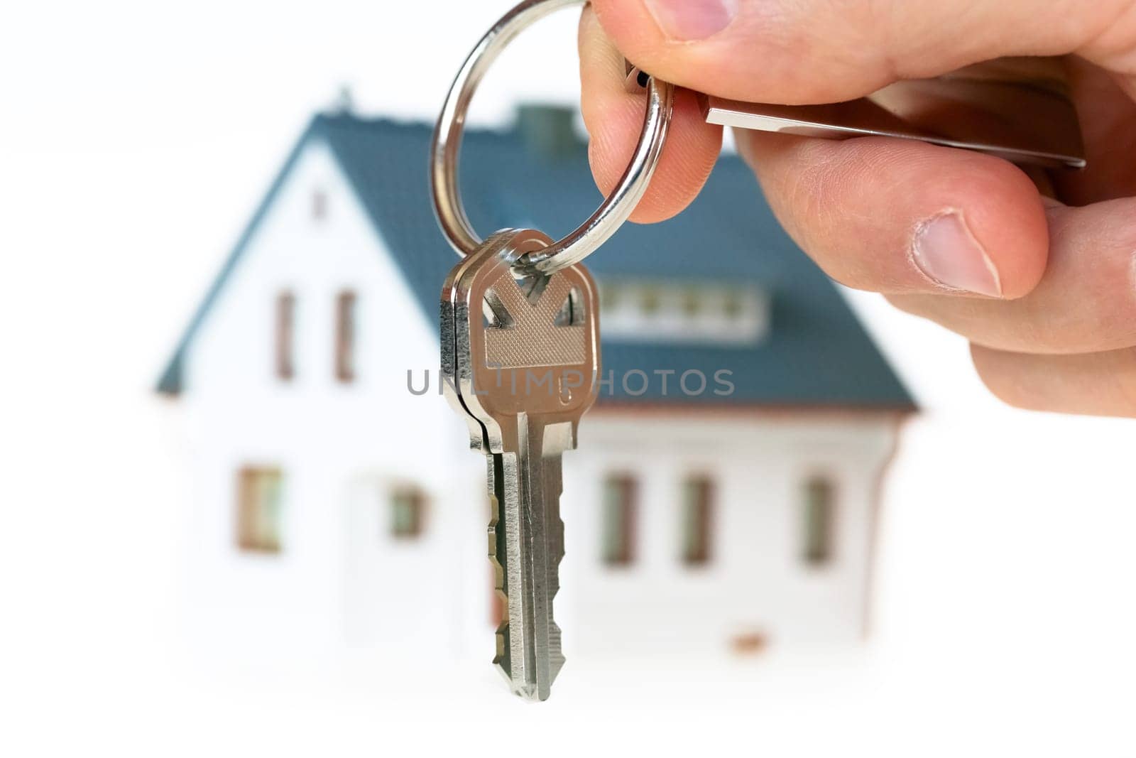 hand handing keys
