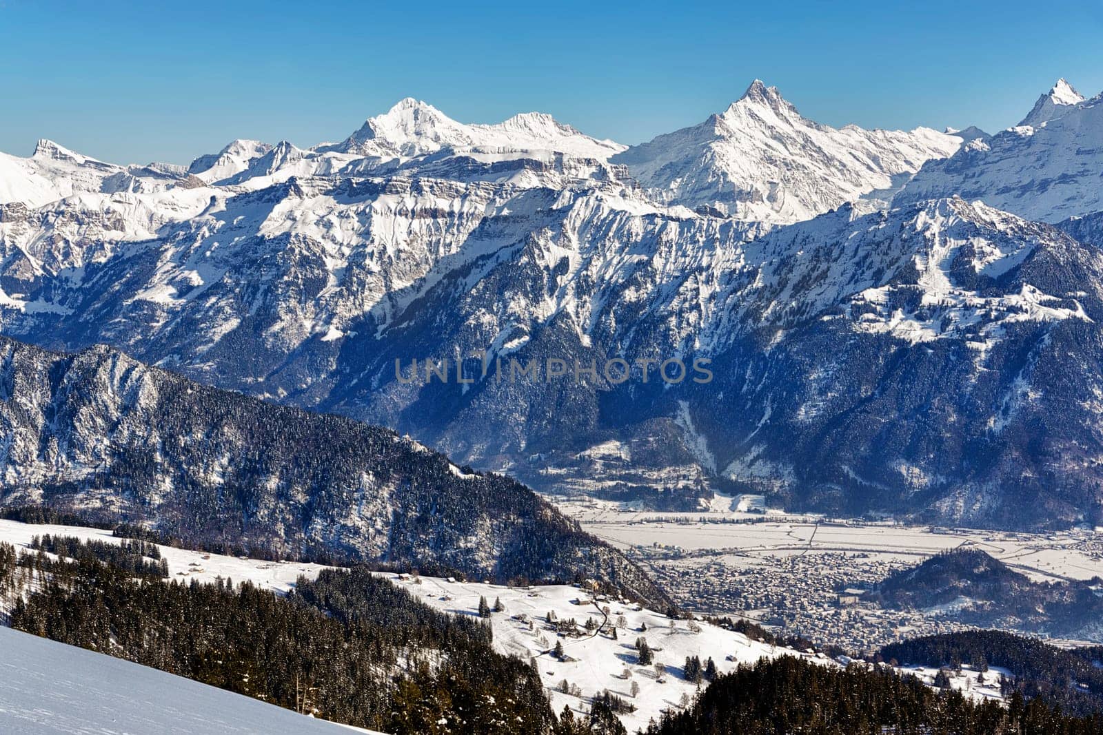 From the Schwarzhorn to the Schreckhorn