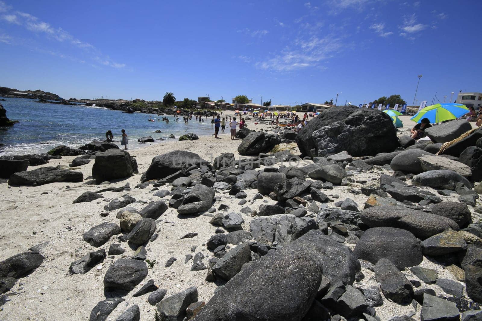 Beaches and harbour near Bahia Inglesia, Caldera, Chile
