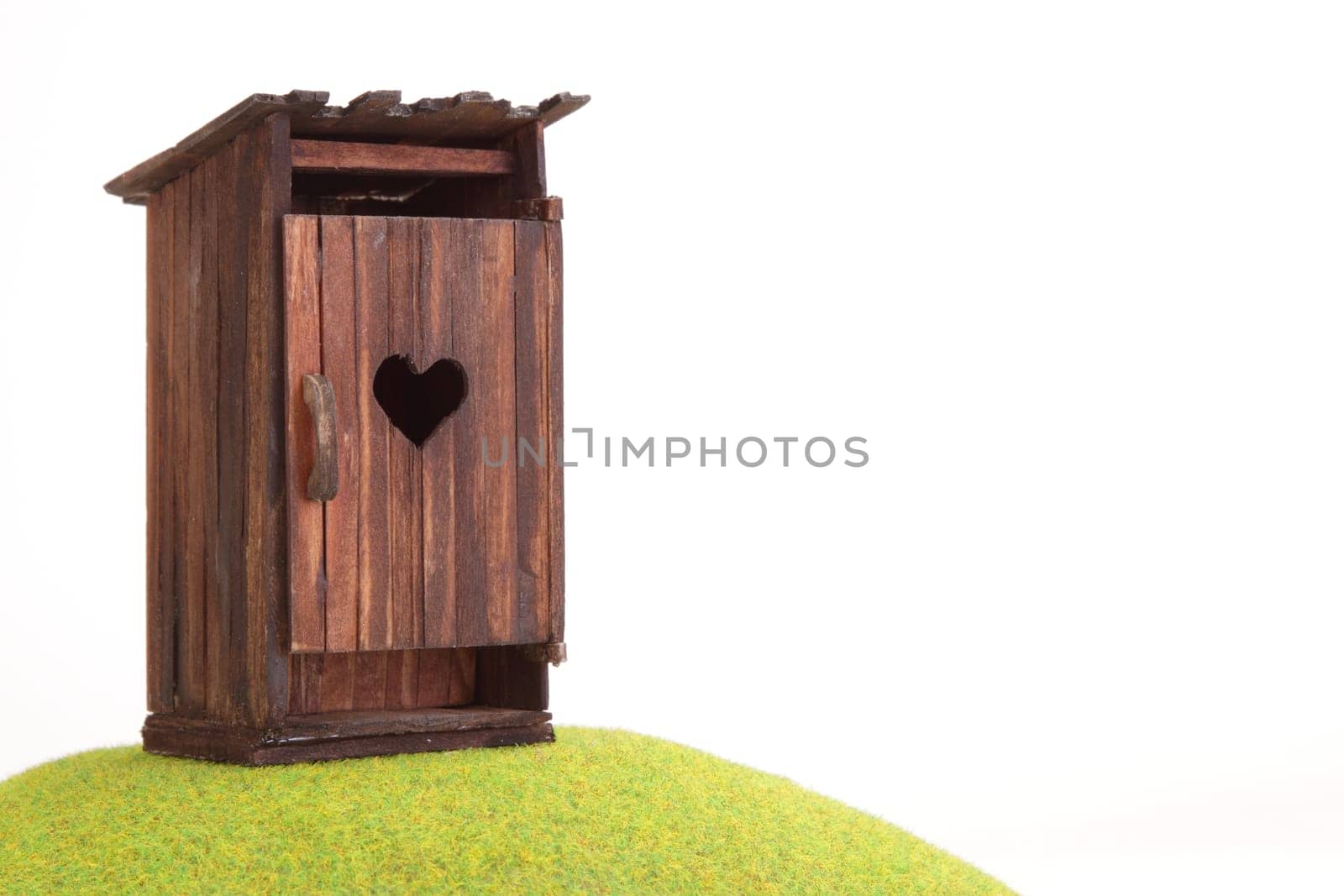 Miniature Latrine07