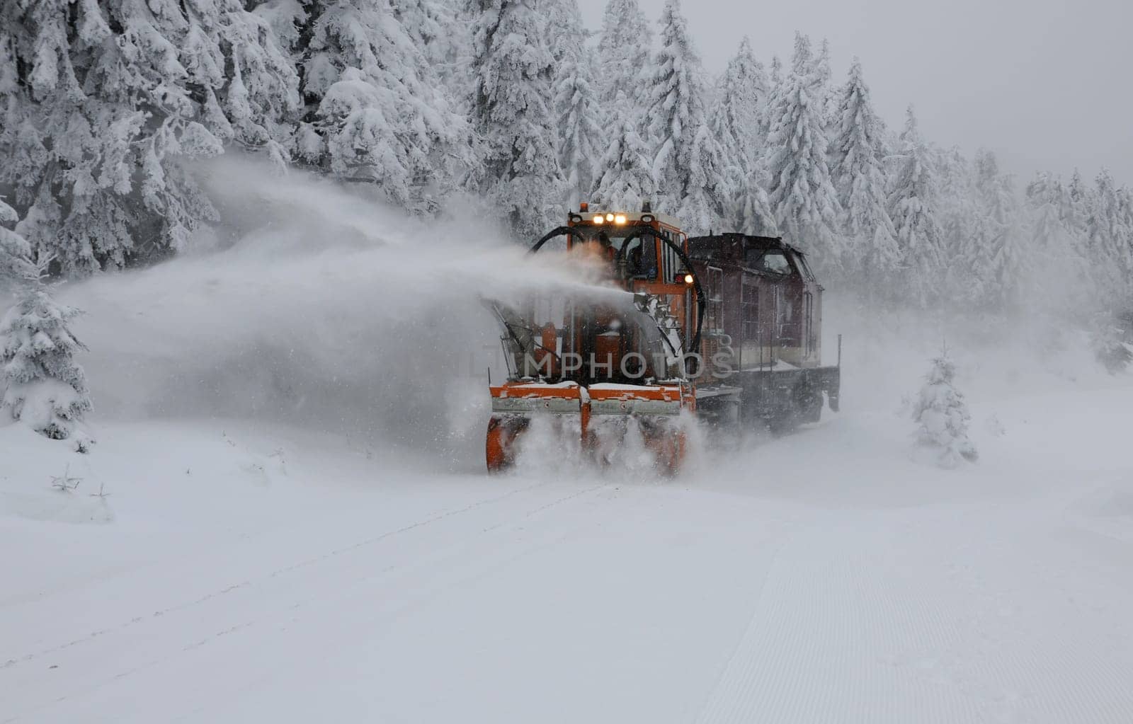 Clear rails